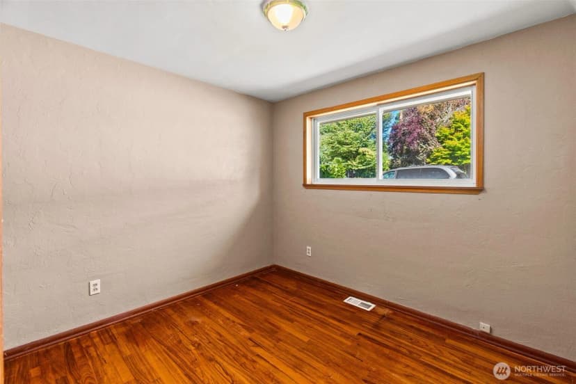 Property photo for 704 Weir Street Se, Olympia photo 13
