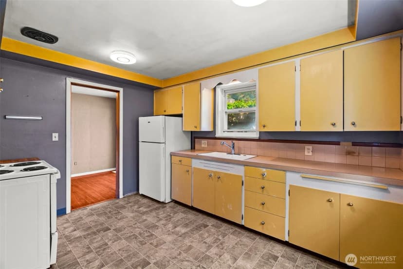 Property photo for 704 Weir Street Se, Olympia photo 18