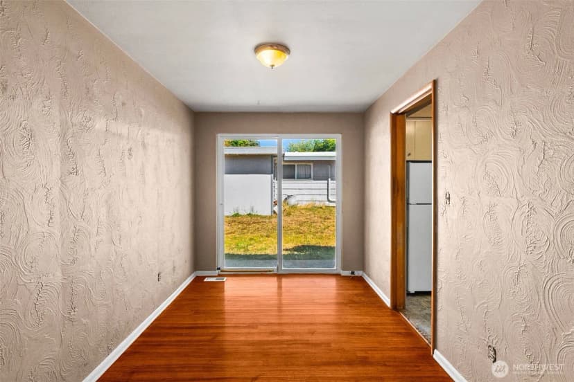 Property photo for 704 Weir Street Se, Olympia photo 16