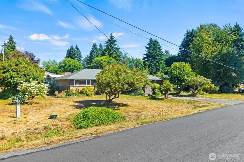 Property photo for 704 Weir Street Se, Olympia photo 20