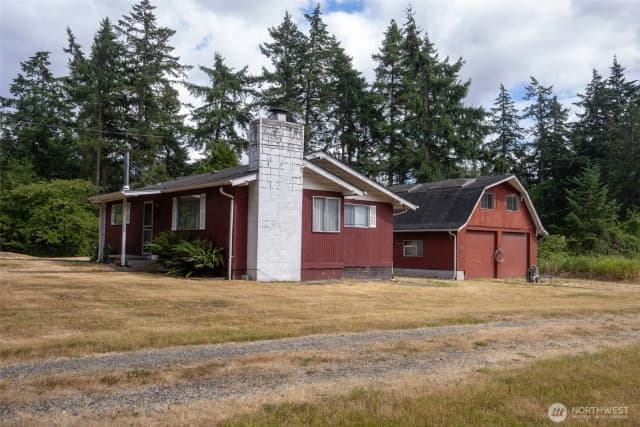 Property photo for 7005 Johnson Road Ne, Federal Way photo 3