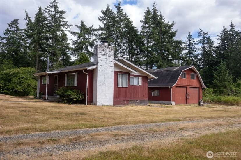 Property photo for 7005 Johnson Road Ne, Federal Way photo 3