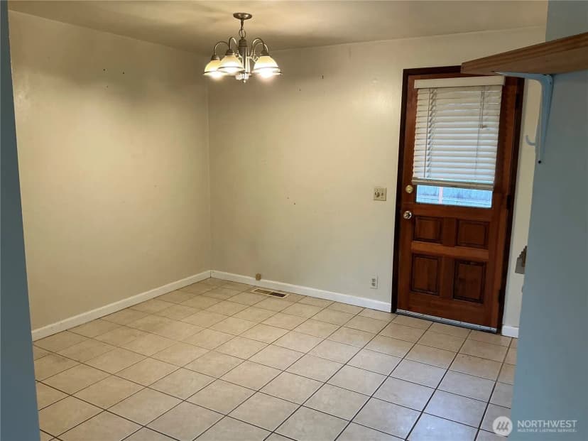 Property photo for 8007 215th Street Sw, Edmonds photo 6