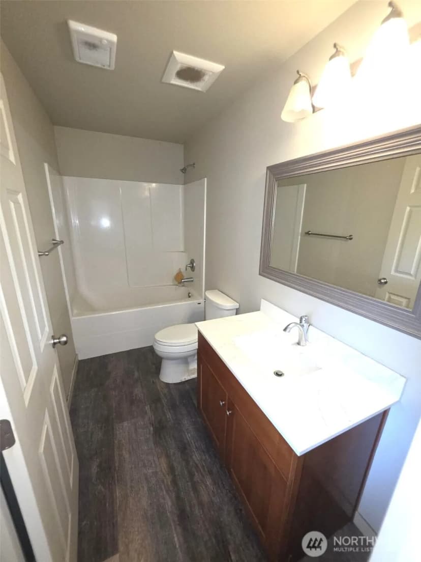 Property photo for 3704 W F Street, Bremerton photo 25
