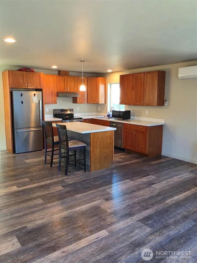 Property photo for 3704 W F Street, Bremerton photo 5