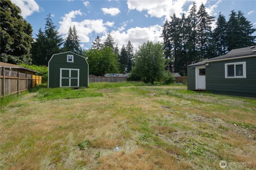 Property photo for 9028 Highland Avenue Sw, Lakewood photo 19