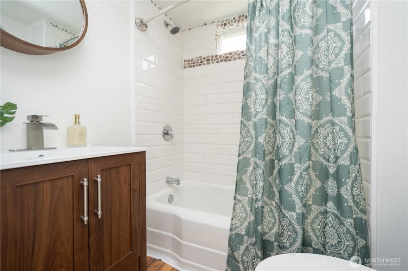 Property photo for 9028 Highland Avenue Sw, Lakewood photo 13