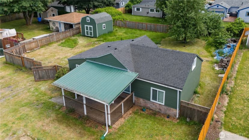 Property photo for 9028 Highland Avenue Sw, Lakewood photo 15