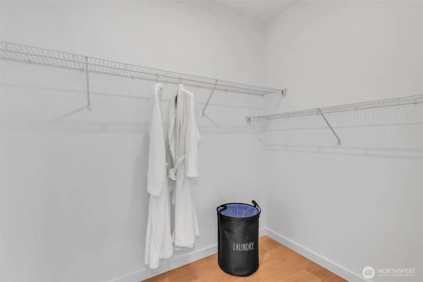 Property photo for 427 19th Avenue E, Seattle photo 21
