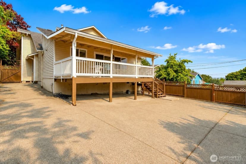 Property photo for 13336 35th Avenue S, Tukwila photo 27