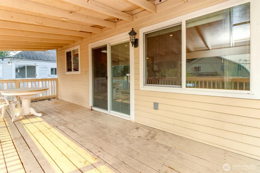 Property photo for 13336 35th Avenue S, Tukwila photo 26