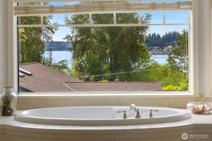 Property photo for 10030 Ne 110th Street, Kirkland photo 21