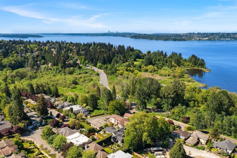 Property photo for 10030 Ne 110th Street, Kirkland photo 39