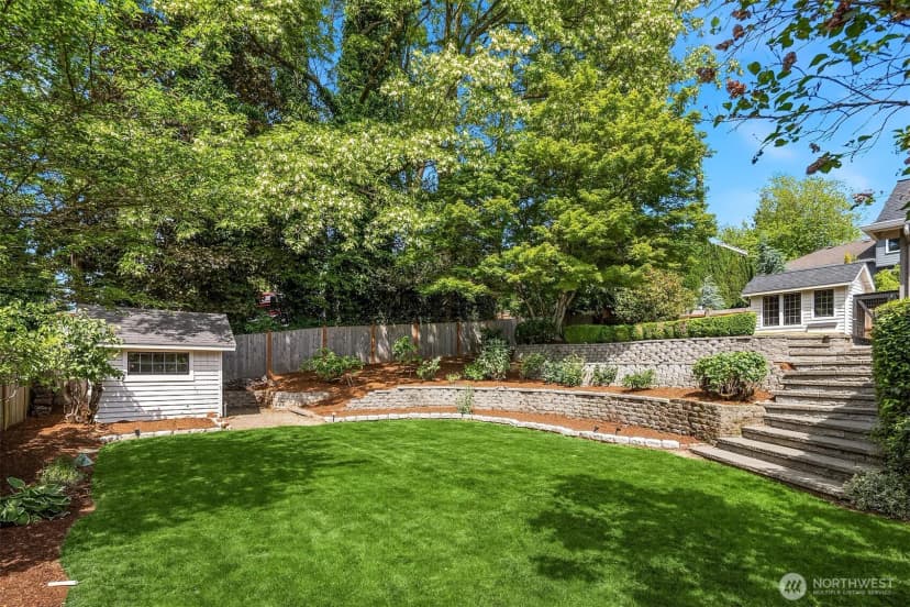 Property photo for 10030 Ne 110th Street, Kirkland photo 37