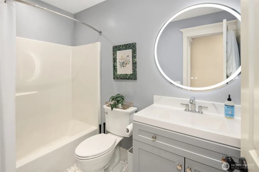 Property photo for 10030 Ne 110th Street, Kirkland photo 24