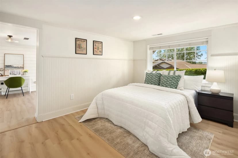 Property photo for 10030 Ne 110th Street, Kirkland photo 32
