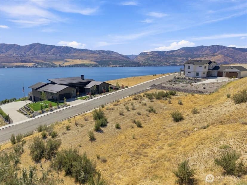 Property photo for 127 Crystal Crest Drive, Chelan photo 6