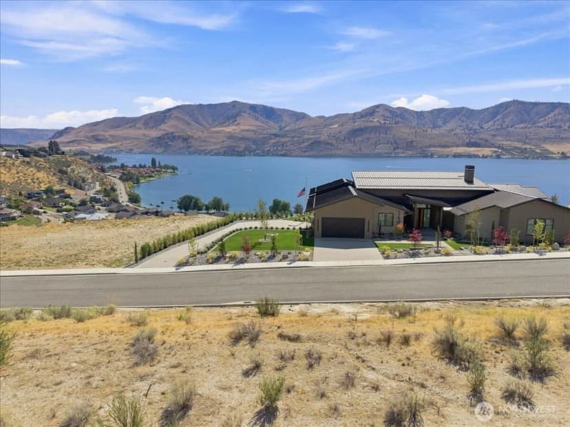 Property photo for 127 Crystal Crest Drive, Chelan photo 8