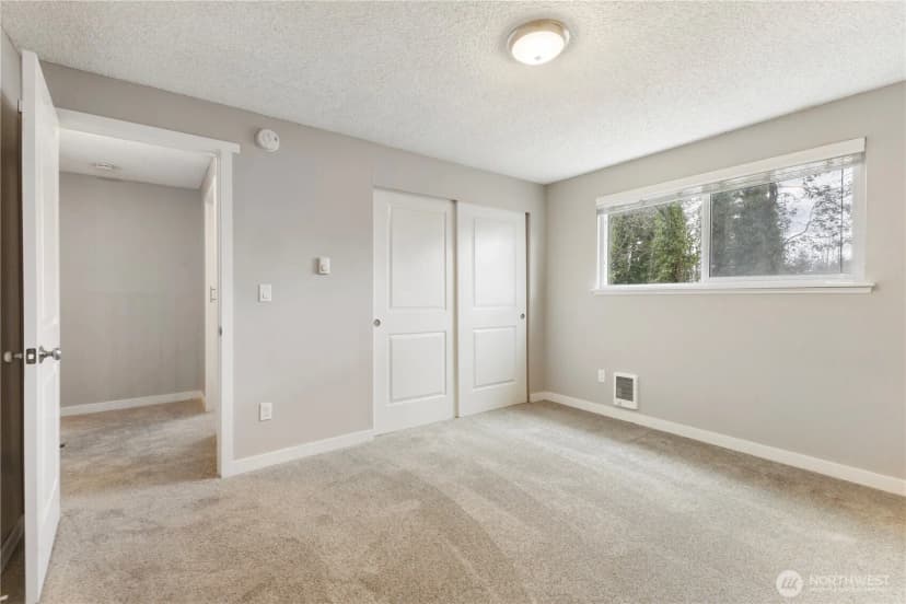 Property photo for 30323 15th Court S, Federal Way photo 10