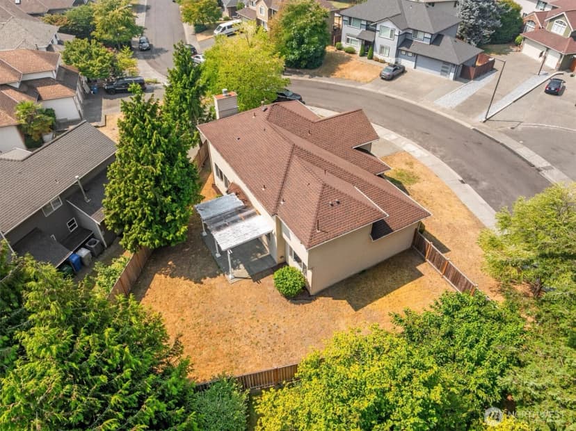Property photo for 10325 Se 185th Place, Renton photo 37