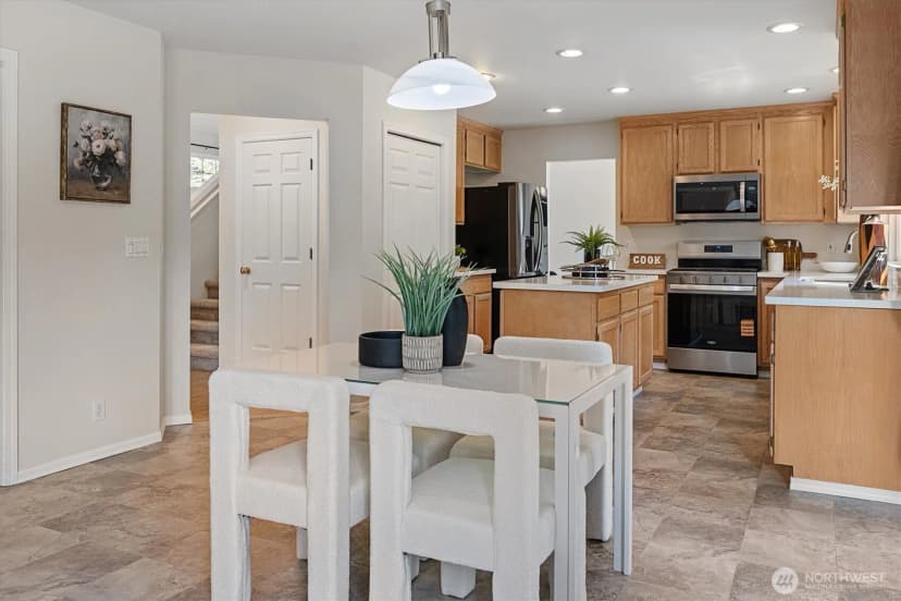 Property photo for 10325 Se 185th Place, Renton photo 14