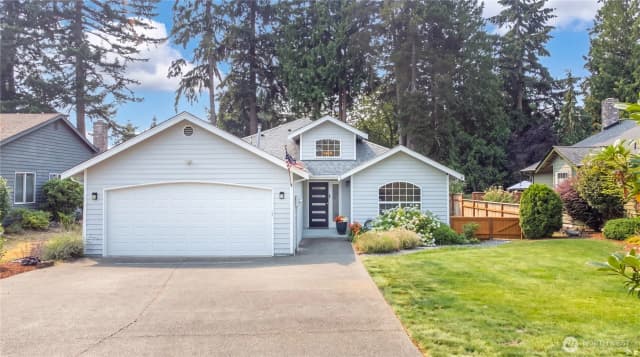 Property photo for 4019 Ne 17th Street, Renton photo 2