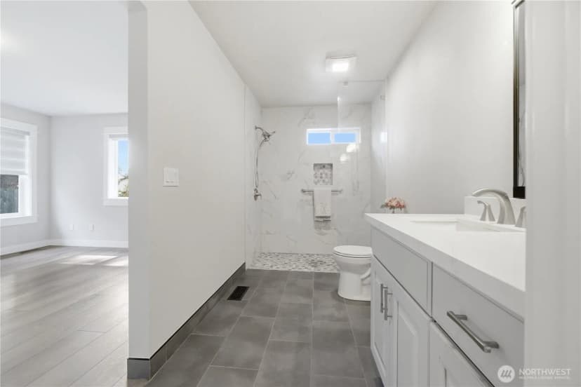 Property photo for 4019 Ne 17th Street, Renton photo 29
