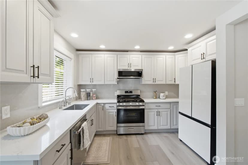 Property photo for 4019 Ne 17th Street, Renton photo 21
