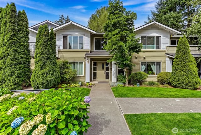 Property photo for 10931 124th Avenue Ne #206, Kirkland