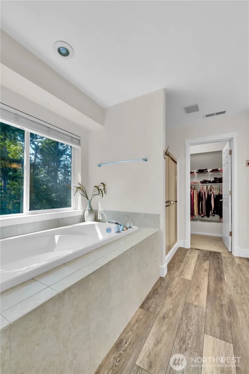 Property photo for 17304 Parkside Way Se, Renton photo 18