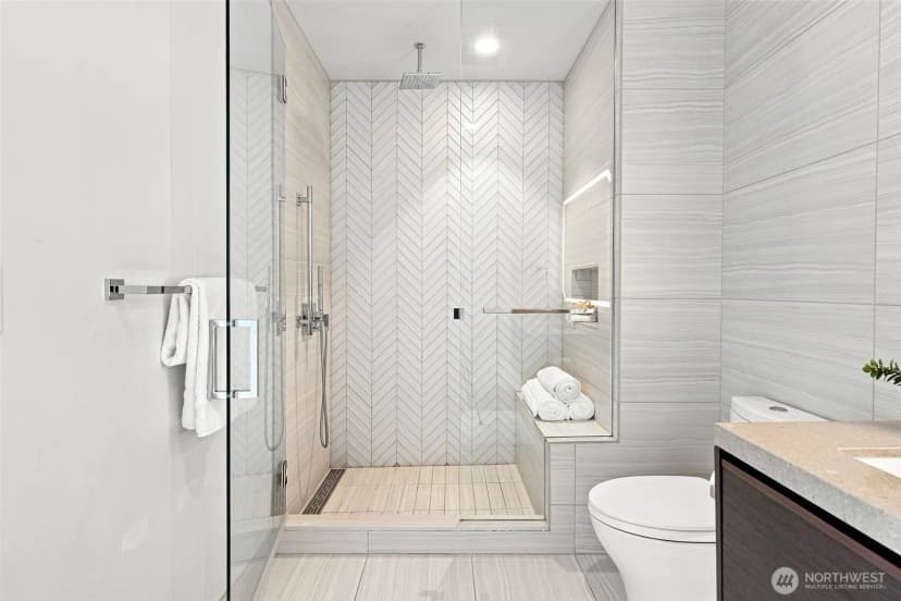 Property photo for 188 Bellevue Way Ne #1906, Bellevue photo 9