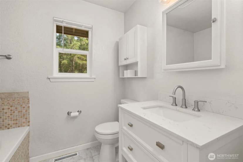Property photo for 14722 Mcintosh Lane Se, Tenino photo 17