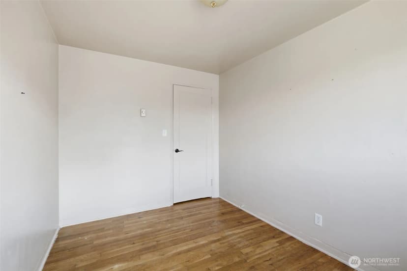 Property photo for 232 Bridgeway, Everett photo 19