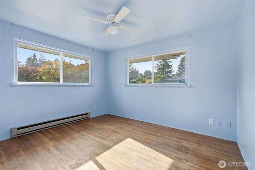 Property photo for 232 Bridgeway, Everett photo 14