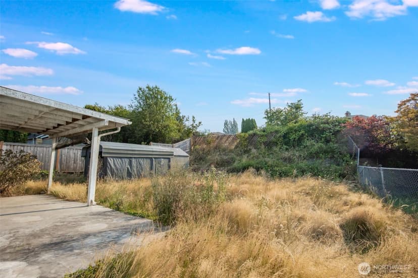 Property photo for 232 Bridgeway, Everett photo 32