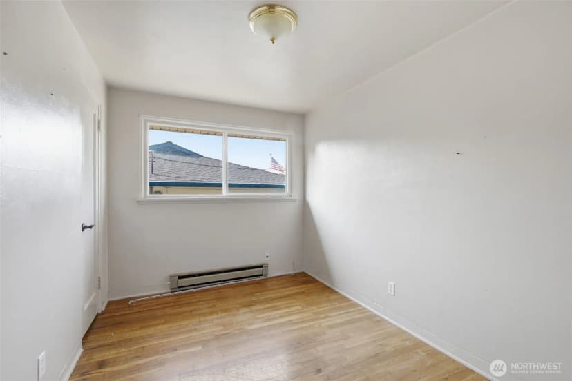 Property photo for 232 Bridgeway, Everett photo 18