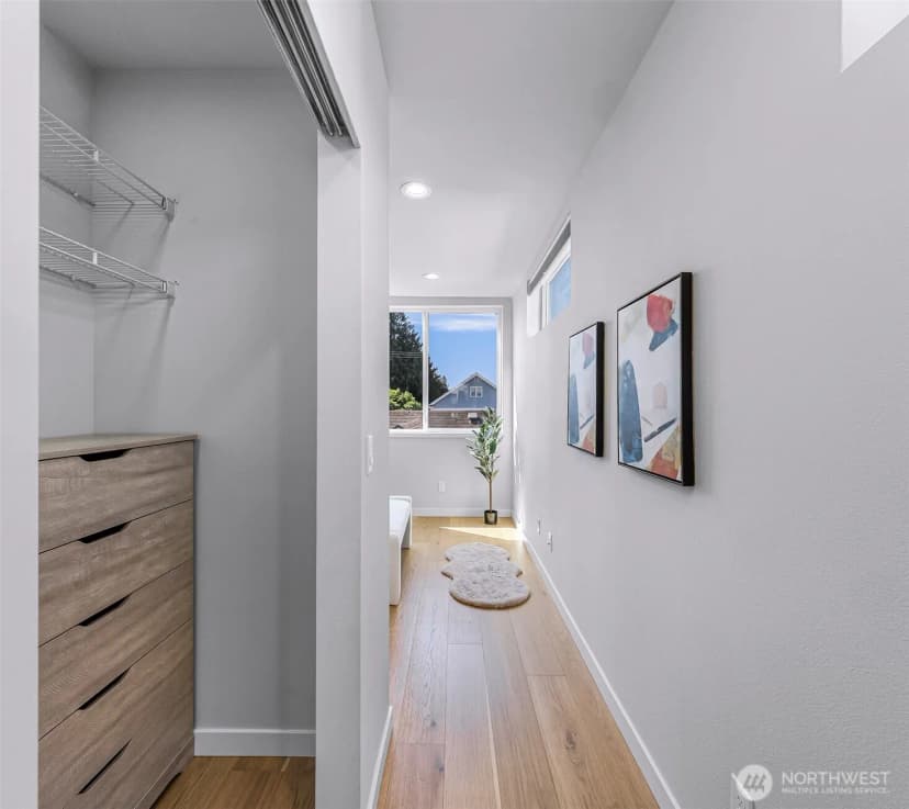 Property photo for 4308 Wallingford Avenue N #c, Seattle photo 23