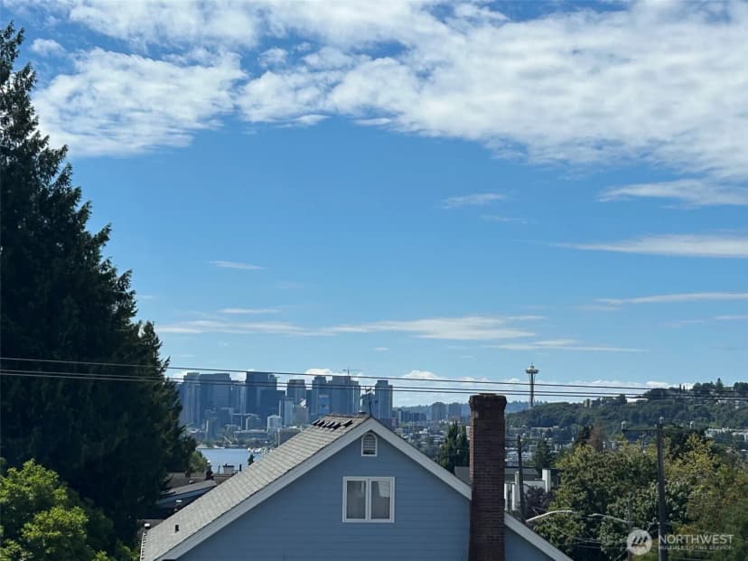 Property photo for 4308 Wallingford Avenue N #c, Seattle photo 31