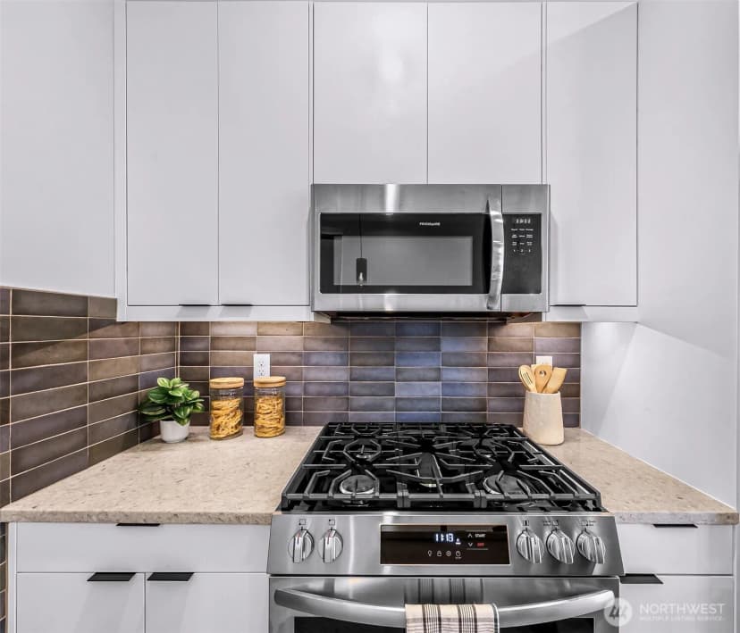 Property photo for 4308 Wallingford Avenue N #c, Seattle photo 12