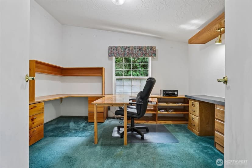 Property photo for 16627 230th Avenue Se, Maple Valley photo 19