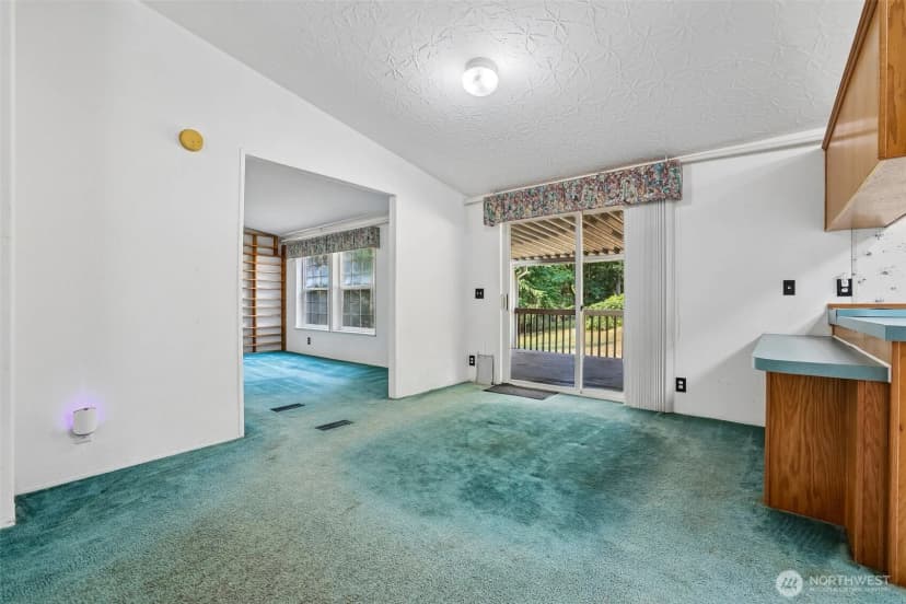 Property photo for 16627 230th Avenue Se, Maple Valley photo 7