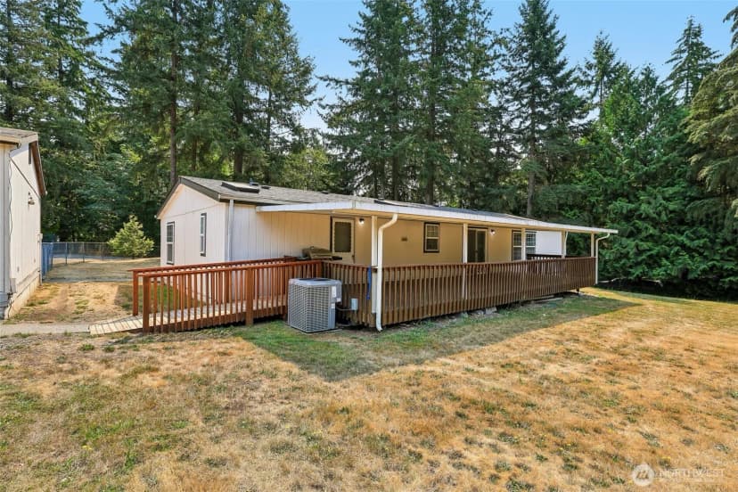 Property photo for 16627 230th Avenue Se, Maple Valley photo 28