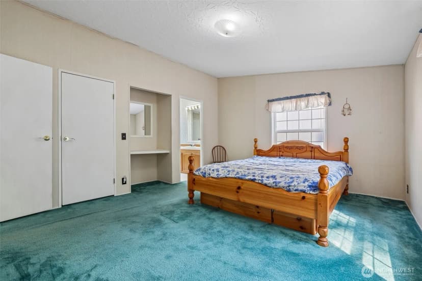 Property photo for 16627 230th Avenue Se, Maple Valley photo 21