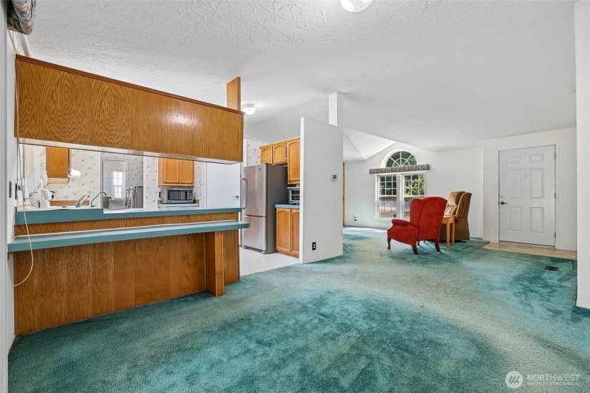 Property photo for 16627 230th Avenue Se, Maple Valley photo 9