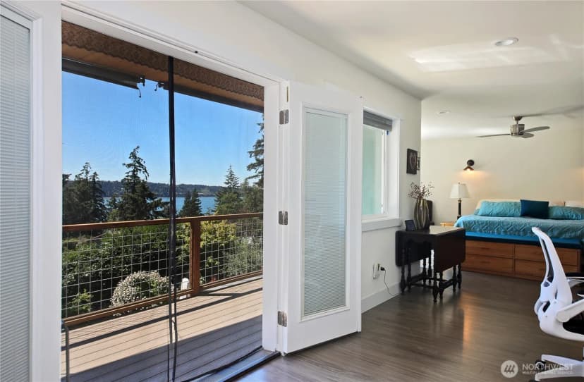 Property photo for 3484 East Harbor Road, Langley photo 16