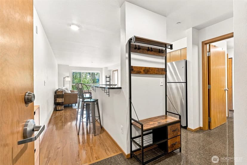 Property photo for 412 11th Avenue #303, Seattle photo 15