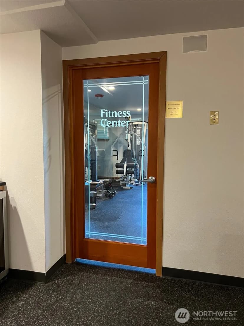 Property photo for 412 11th Avenue #303, Seattle photo 19