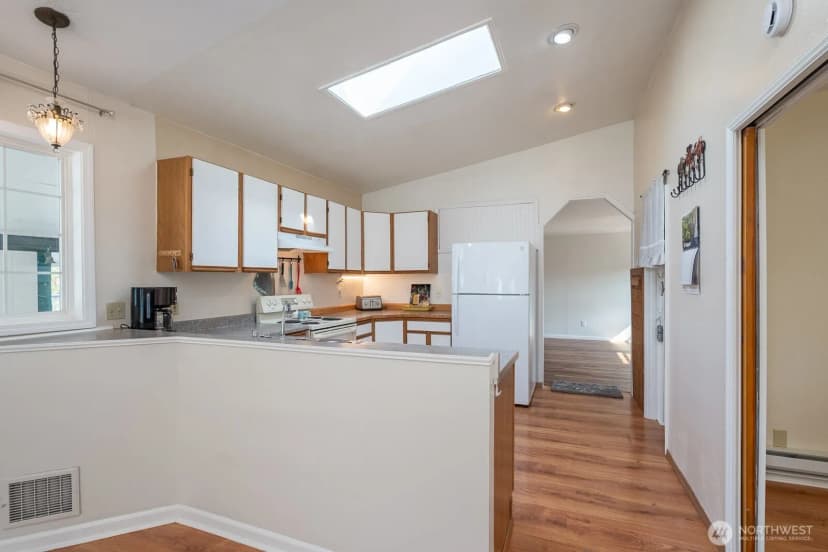Property photo for 322 3rd Avenue Se, Soap Lake photo 8