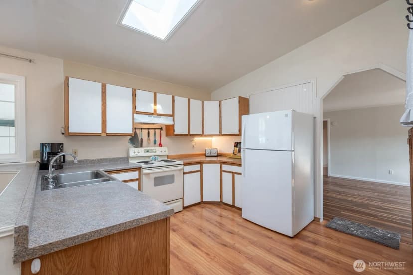 Property photo for 322 3rd Avenue Se, Soap Lake photo 9
