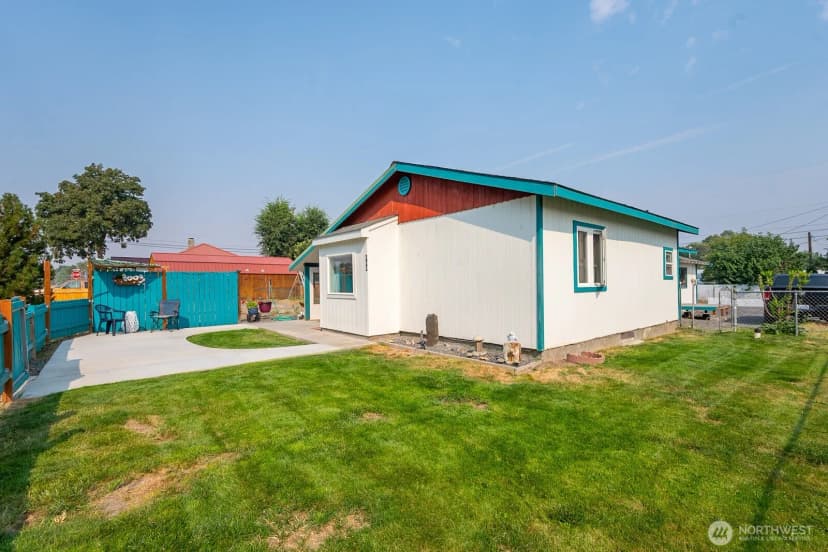 Property photo for 322 3rd Avenue Se, Soap Lake photo 39